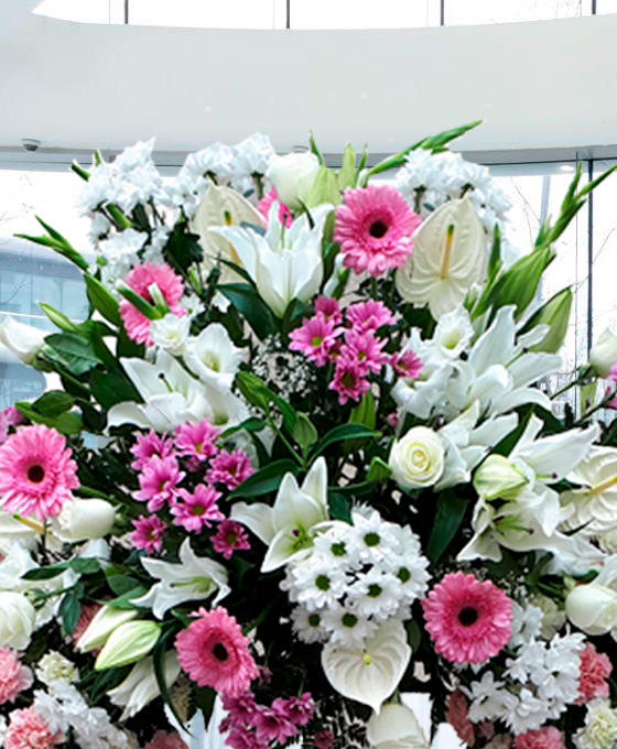 Corona Funeraria Tonos Rosados